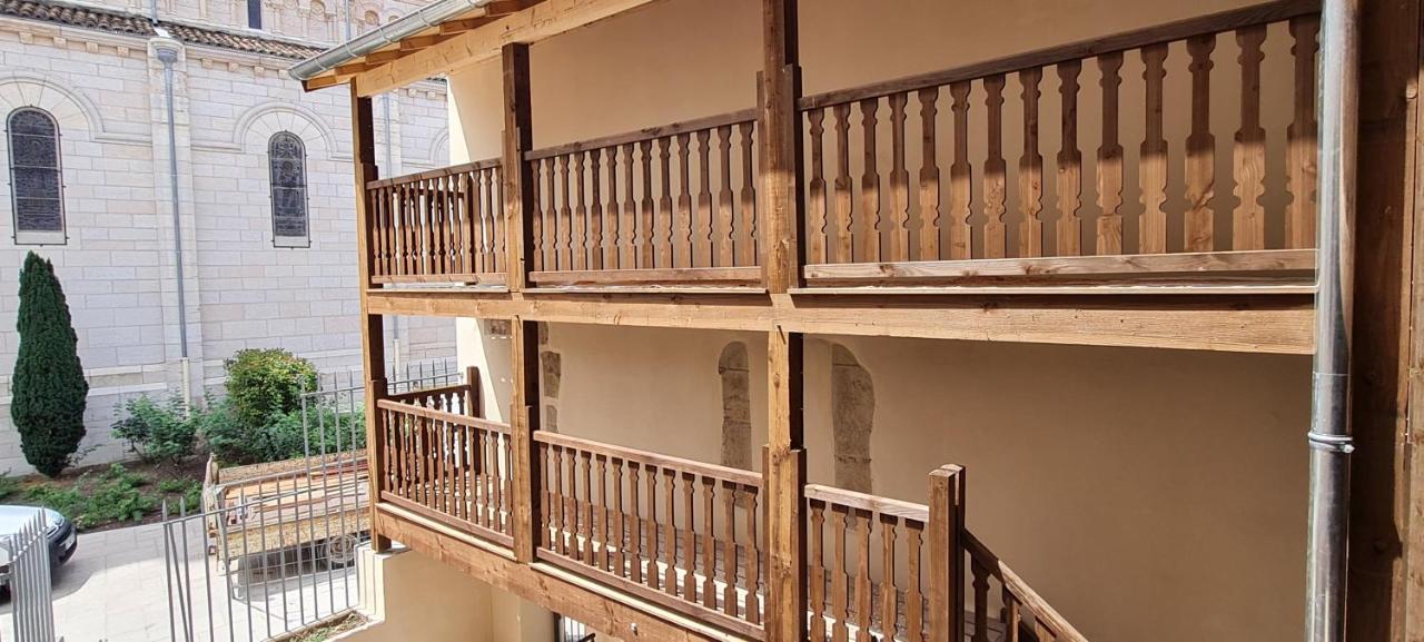 Les Coursives Appartements Макон Экстерьер фото