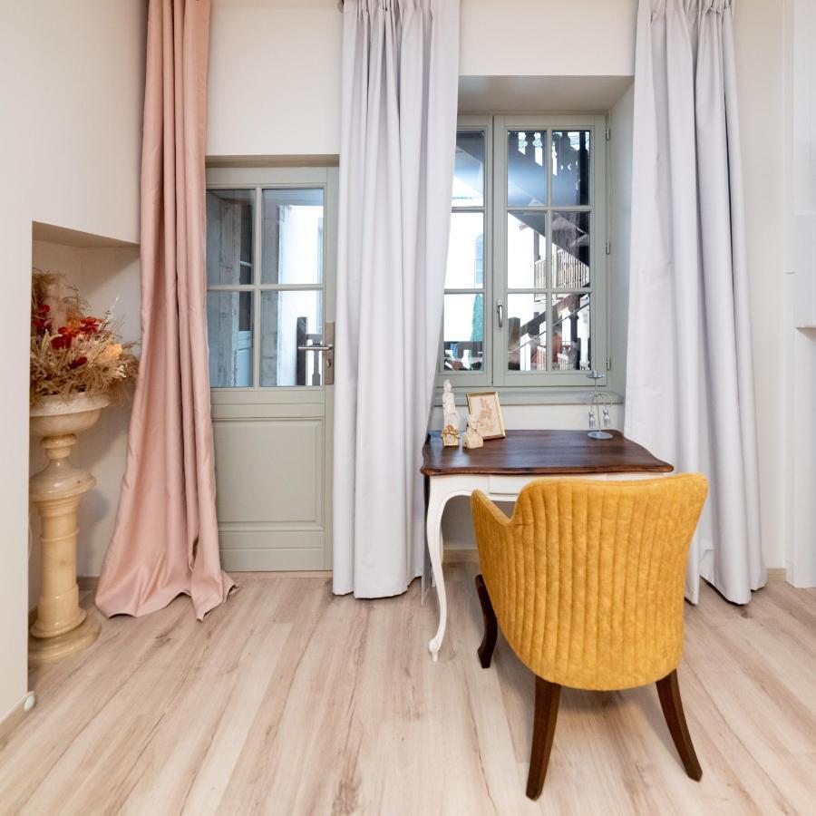 Les Coursives Appartements Макон Экстерьер фото